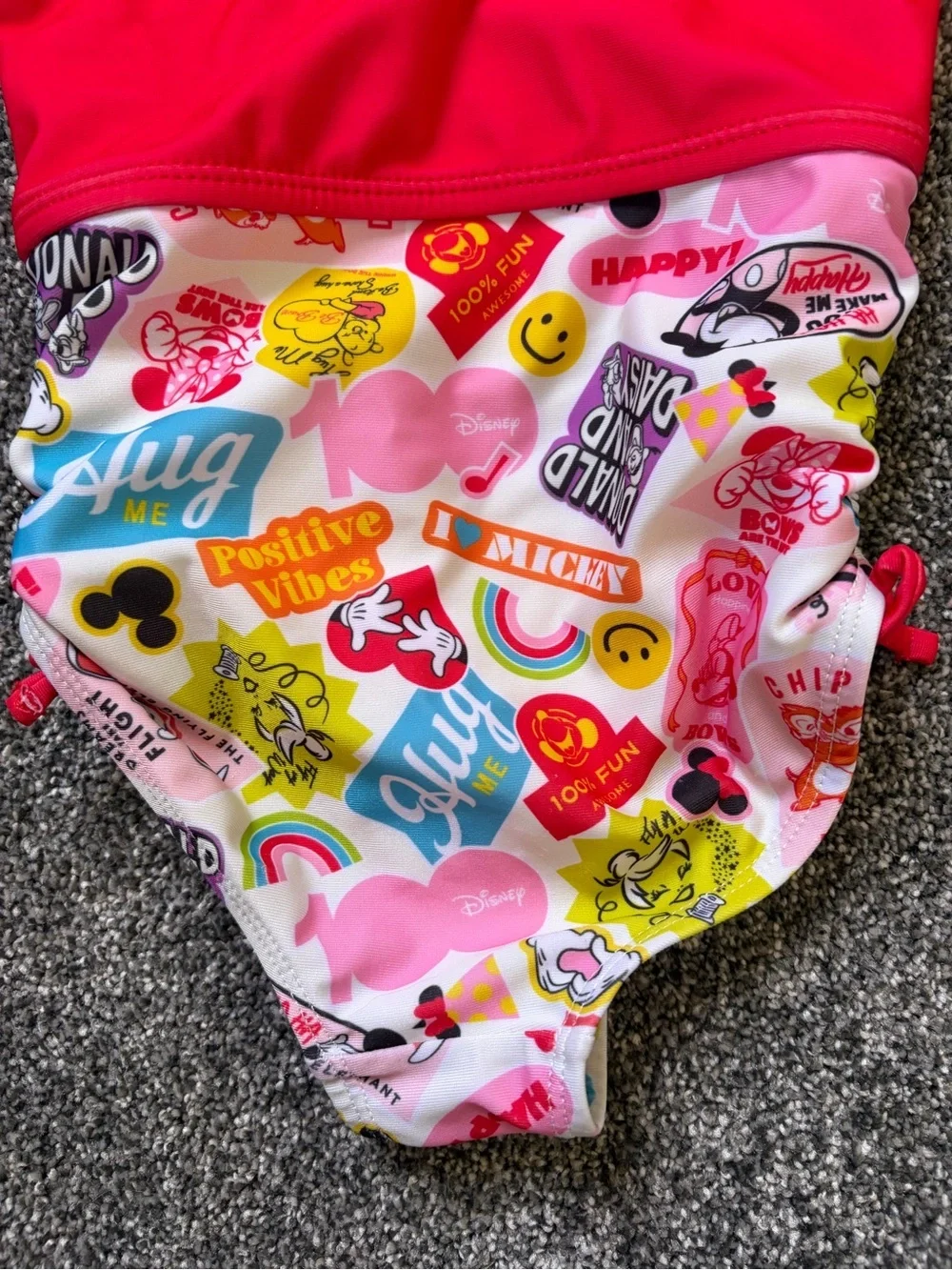 Disney Girls Red Minnie Graphic One-Piece Swimsuit with Multicolor Print size 3T